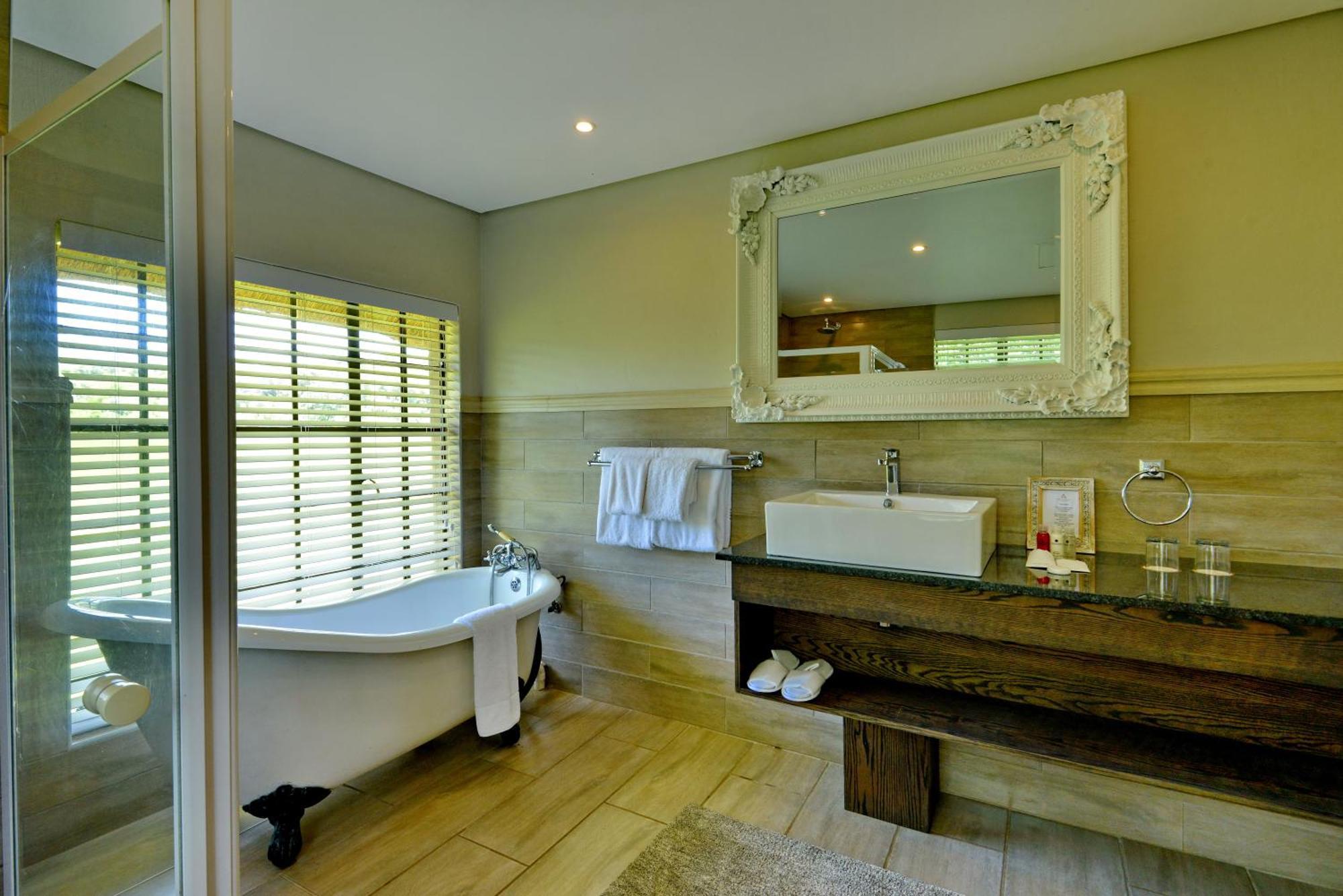 African Hills Safari Lodge & Spa Magaliesburg Exterior foto