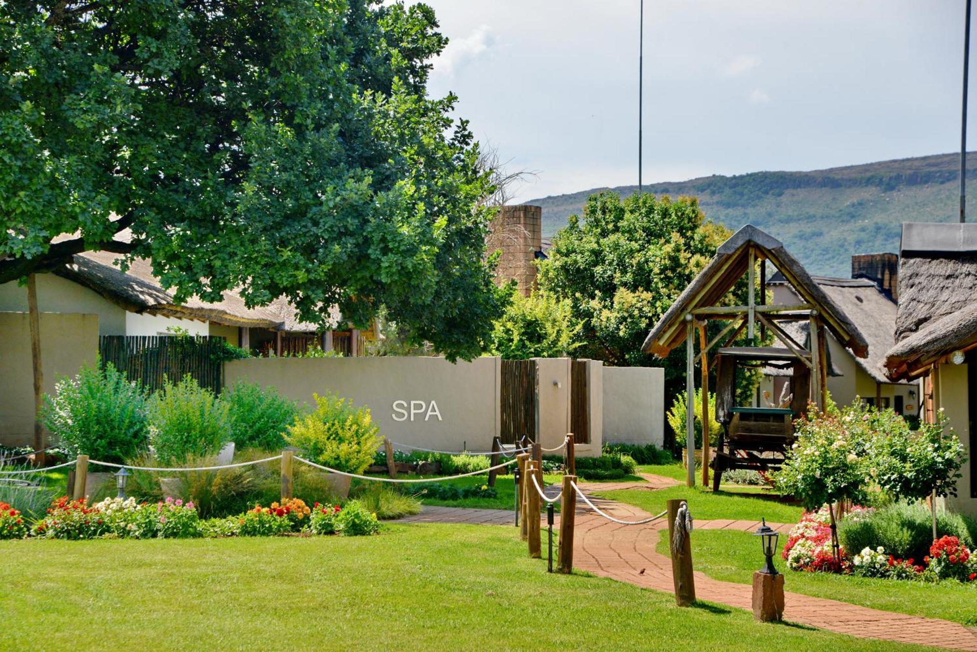 African Hills Safari Lodge & Spa Magaliesburg Exterior foto